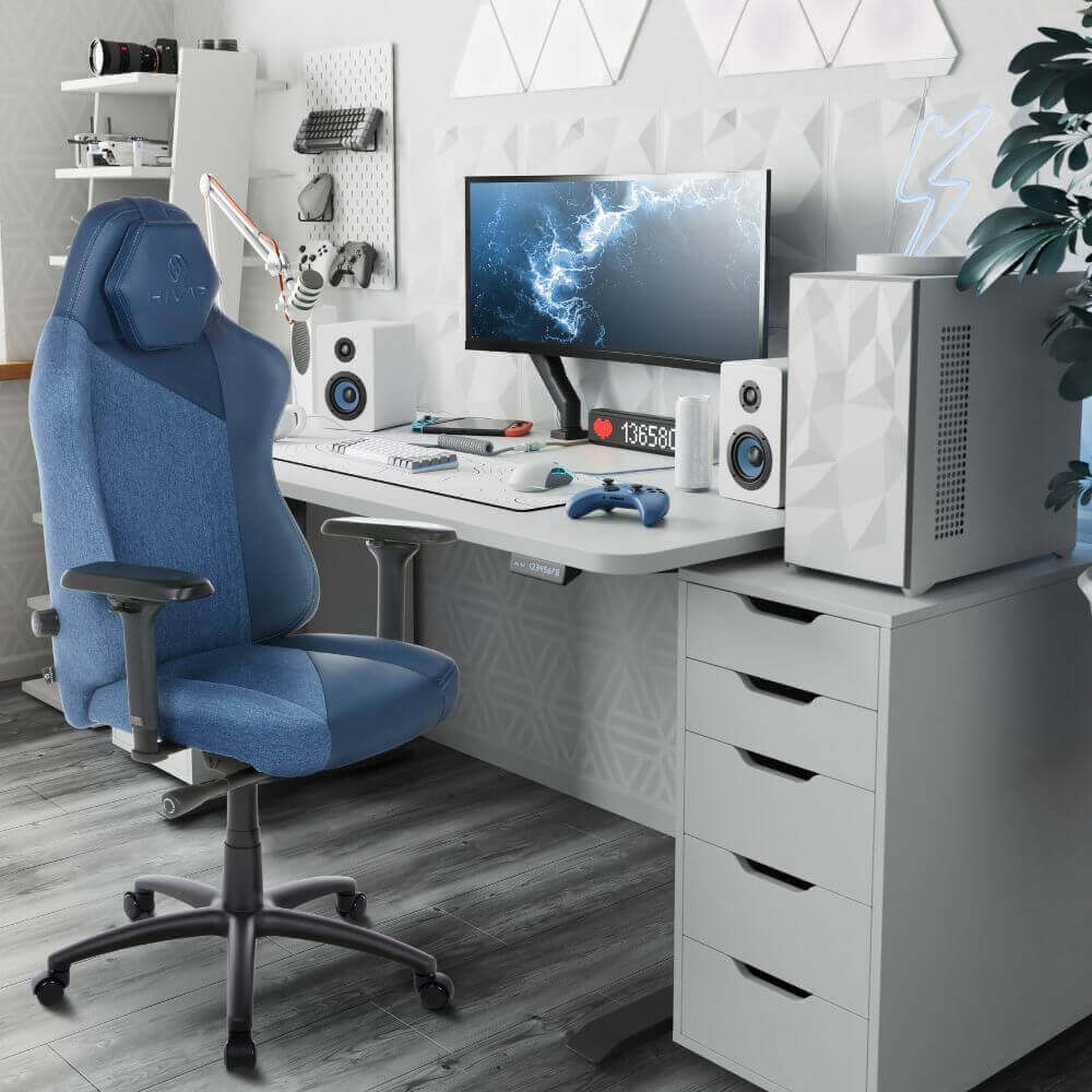HIVAR SKYLAR OCEAN Mood – SKYLAR OCEAN Stuhl in einem modernen Home-Office-Setup